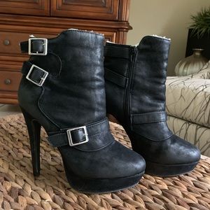 Sexy platform stiletto booties